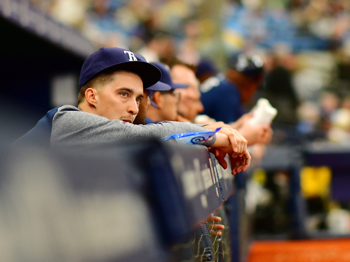 snell-blur-inline.jpg